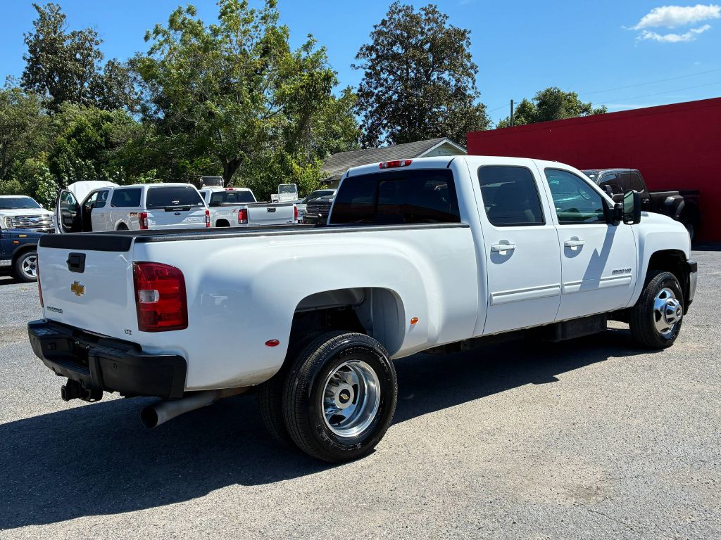 Photo 6 of this CHEVROLET SILVERADO 3500