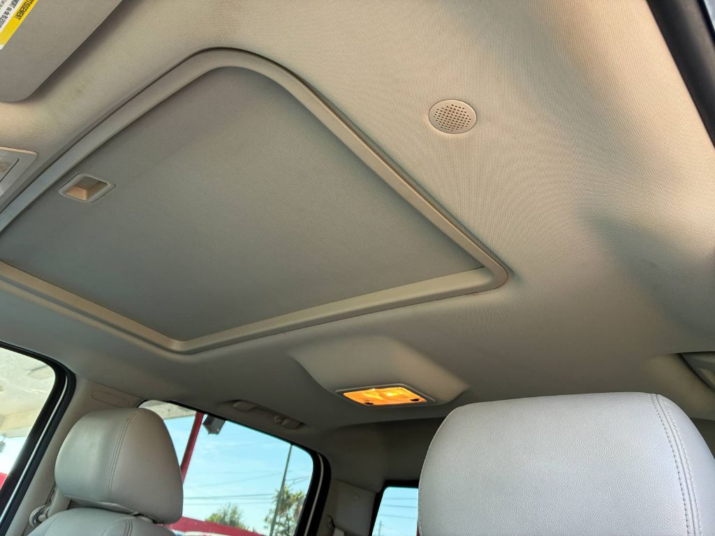 Photo 20 of this CHEVROLET SILVERADO 3500