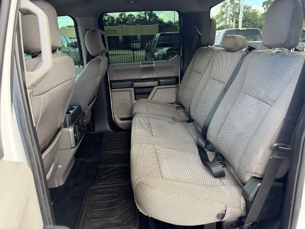 Photo 17 of this FORD F250 SUPER DUTY