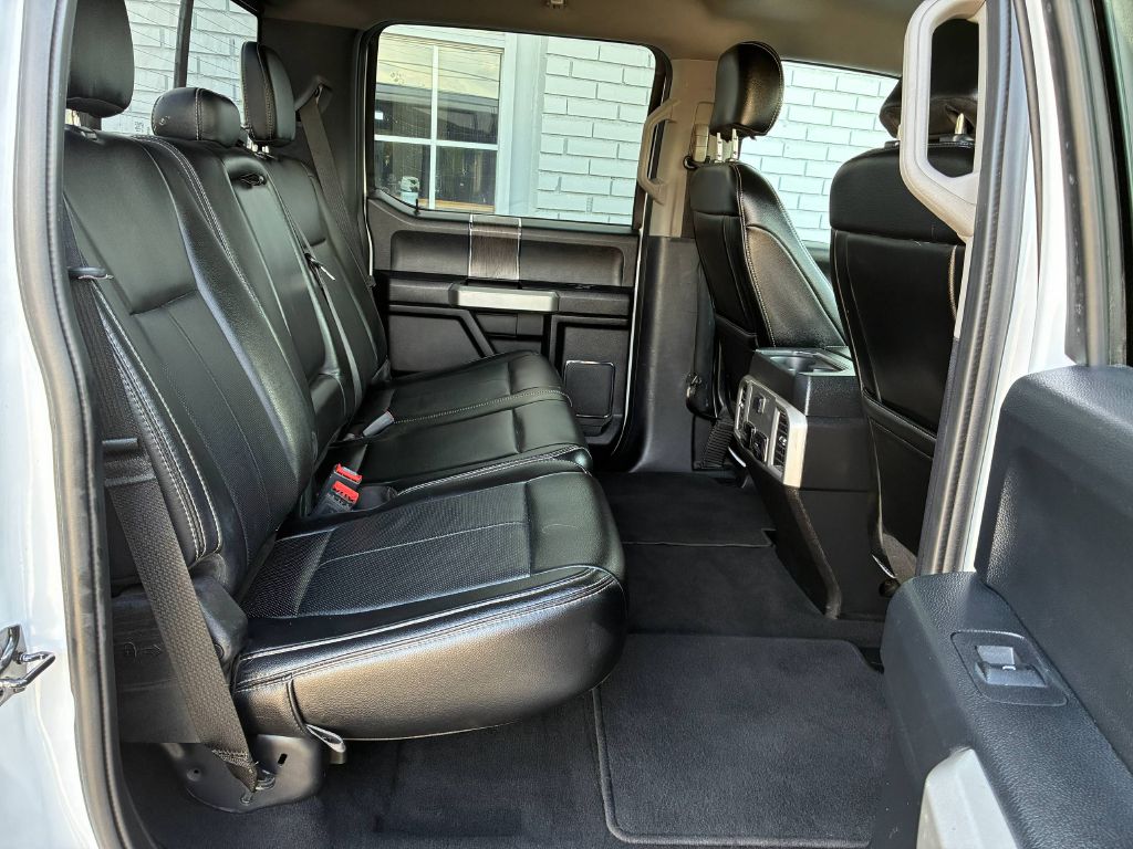 Photo 14 of this FORD F250 SUPER DUTY