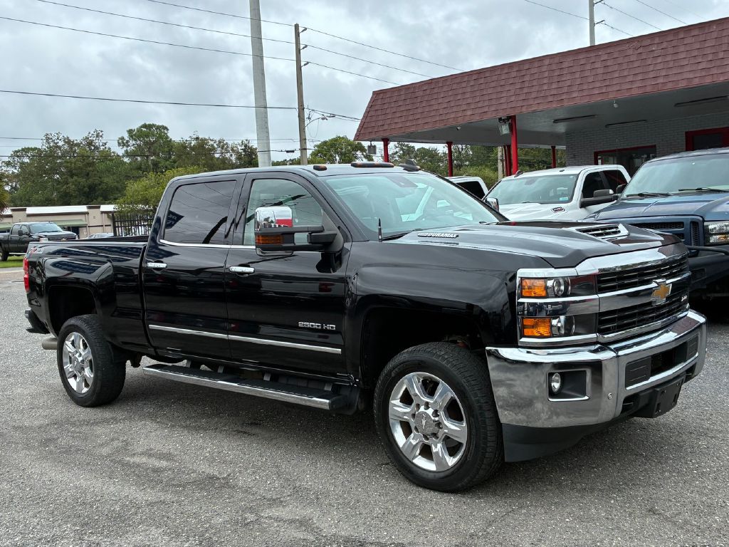 Photo 7 of this CHEVROLET SILVERADO 2500