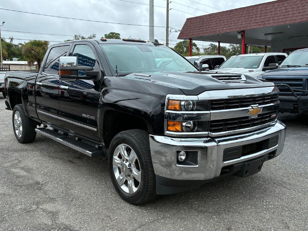 Photo 8 of this CHEVROLET SILVERADO 2500