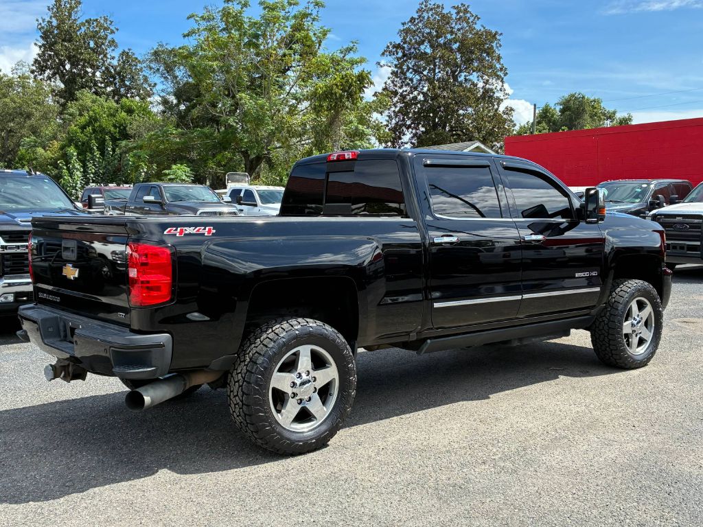 Photo 6 of this CHEVROLET SILVERADO 2500
