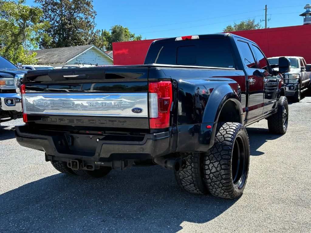 Photo 5 of this FORD F350 SUPER DUTY