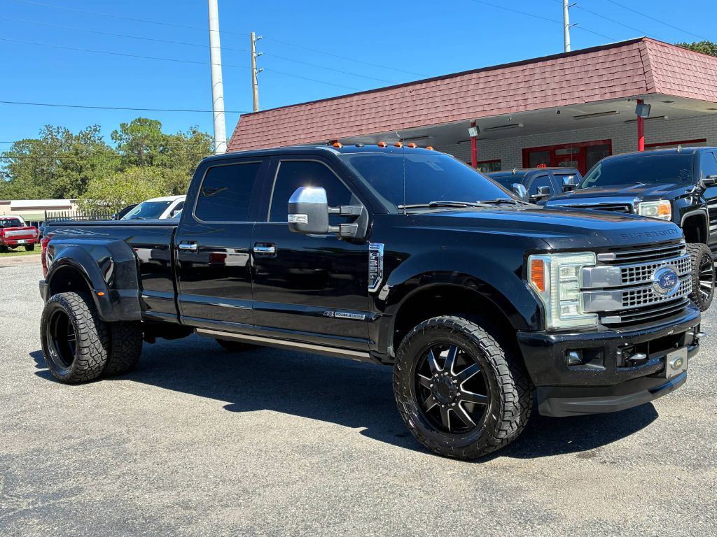 Photo 7 of this FORD F350 SUPER DUTY