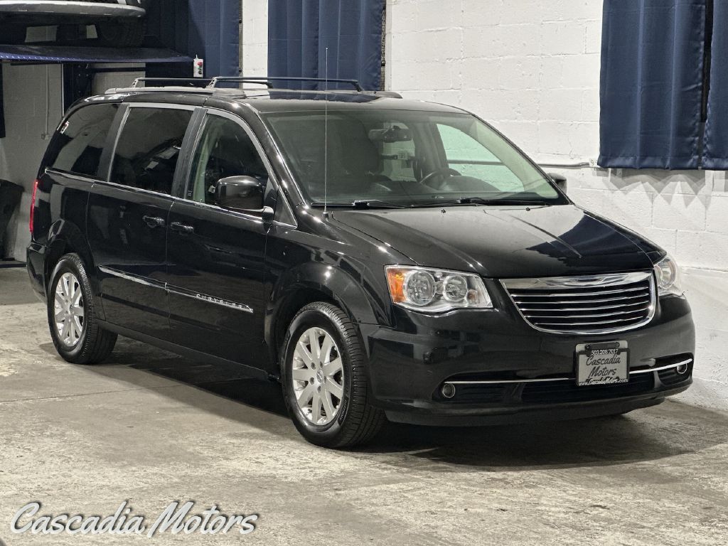 Brilliant Black Crystal 2016 Chrysler Town & Country Touring FWD Minivan Front-Wheel Drive Automatic