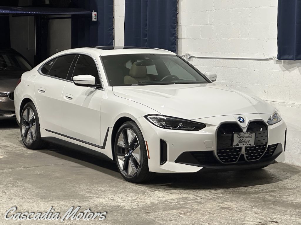 Alpine White 2023 BMW i4 eDrive40 Gran Coupe FWD Sedan Rear-Wheel Drive Automatic