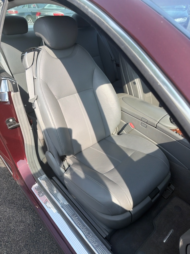 Photo 6 of this MERCEDES-BENZ CL