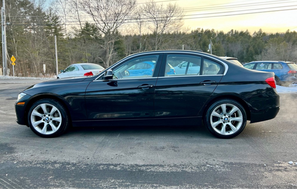 Photo 4 of this BMW 3 SERIES