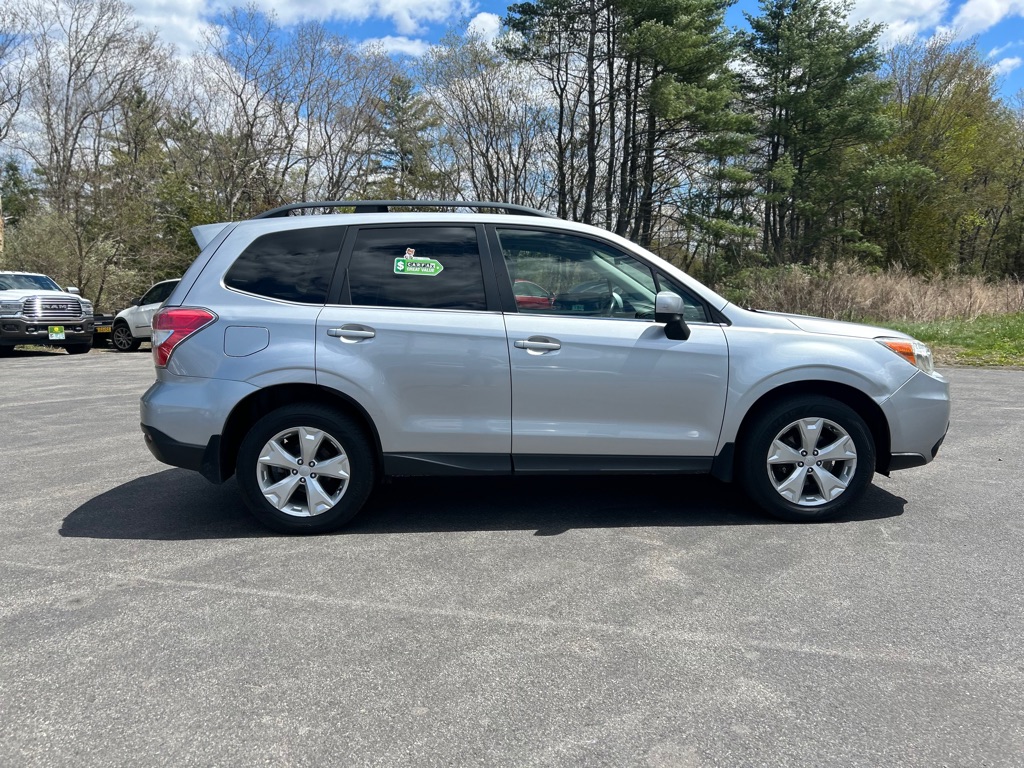 Photo 10 of this SUBARU FORESTER