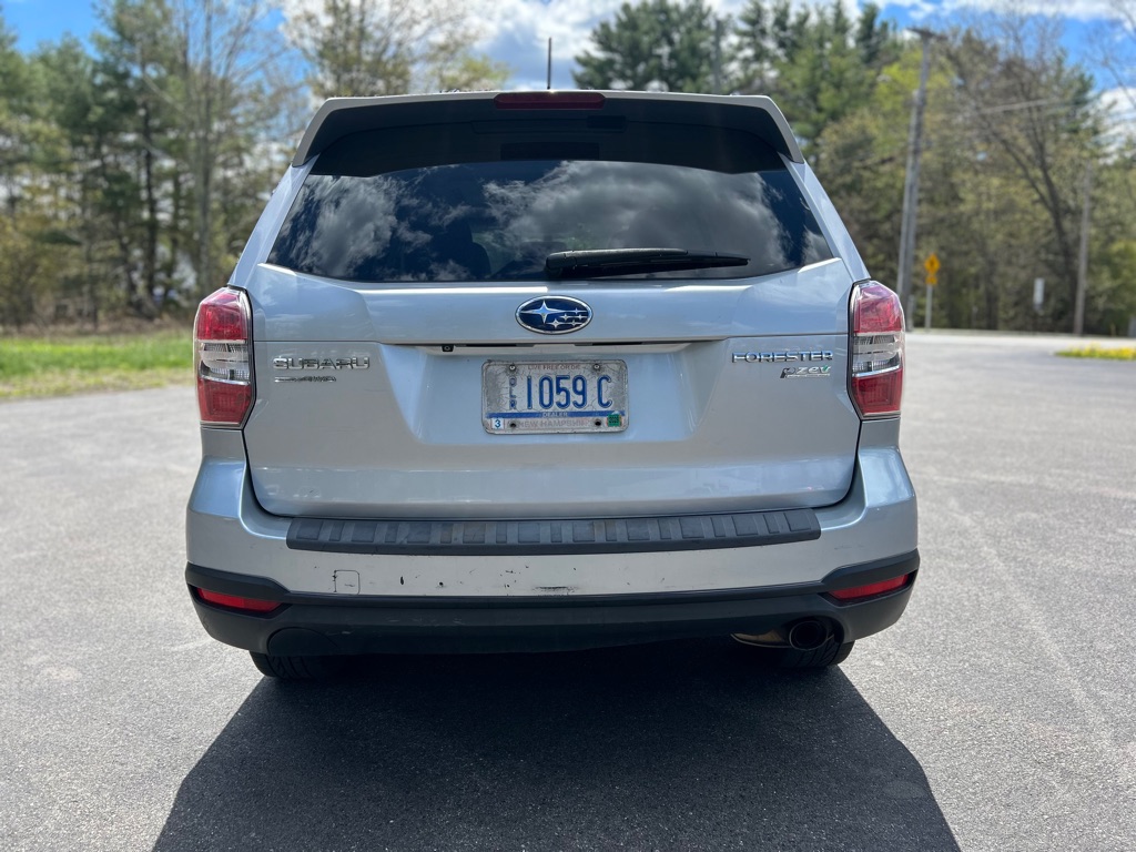 Photo 8 of this SUBARU FORESTER