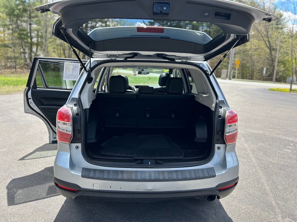Photo 24 of this SUBARU FORESTER