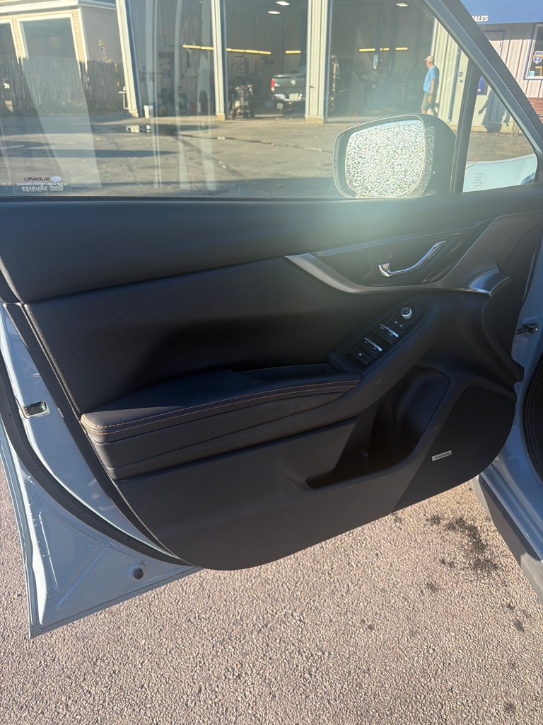 Photo 8 of this SUBARU CROSSTREK