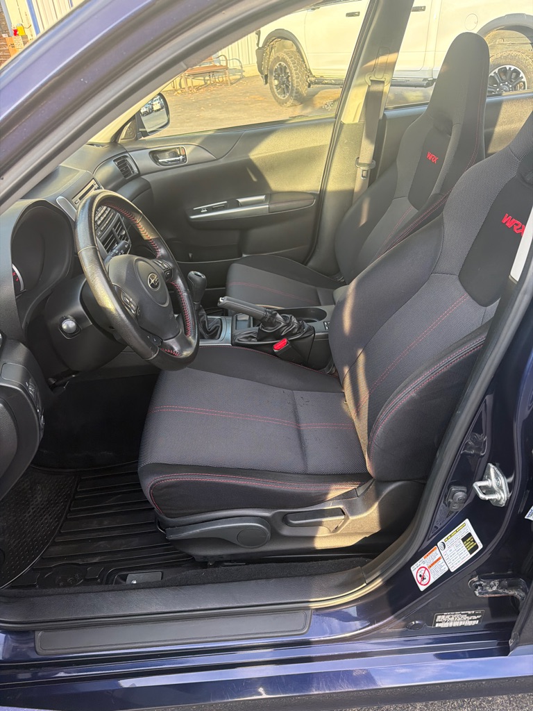 Photo 13 of this SUBARU IMPREZA