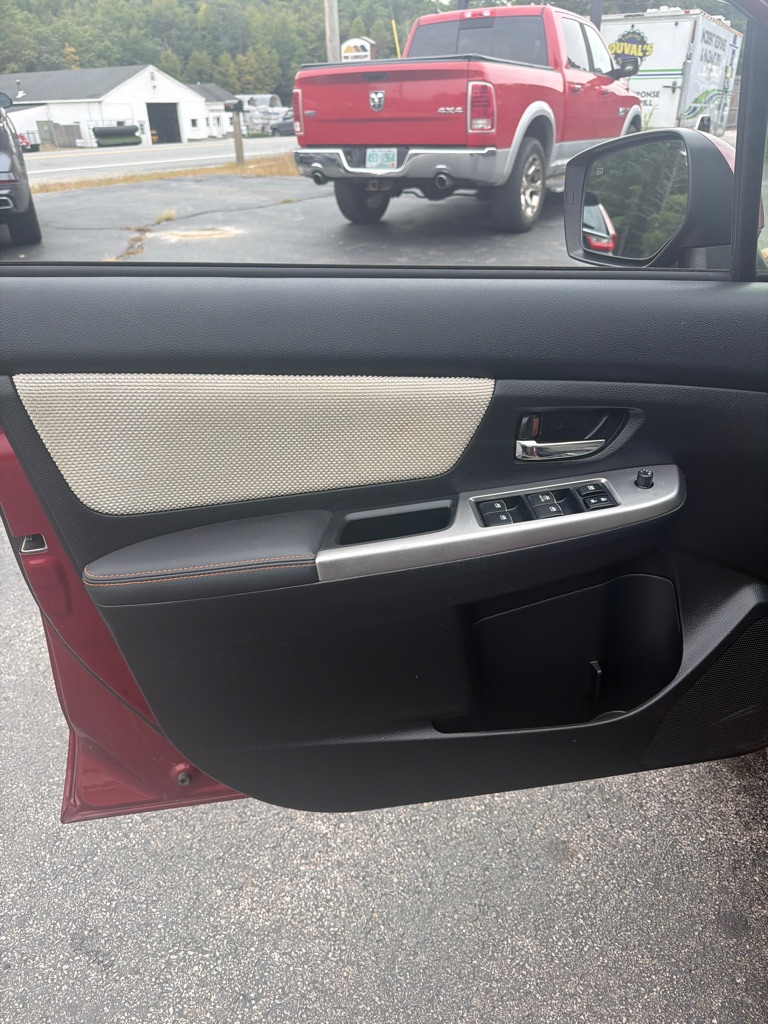 Photo 12 of this SUBARU CROSSTREK