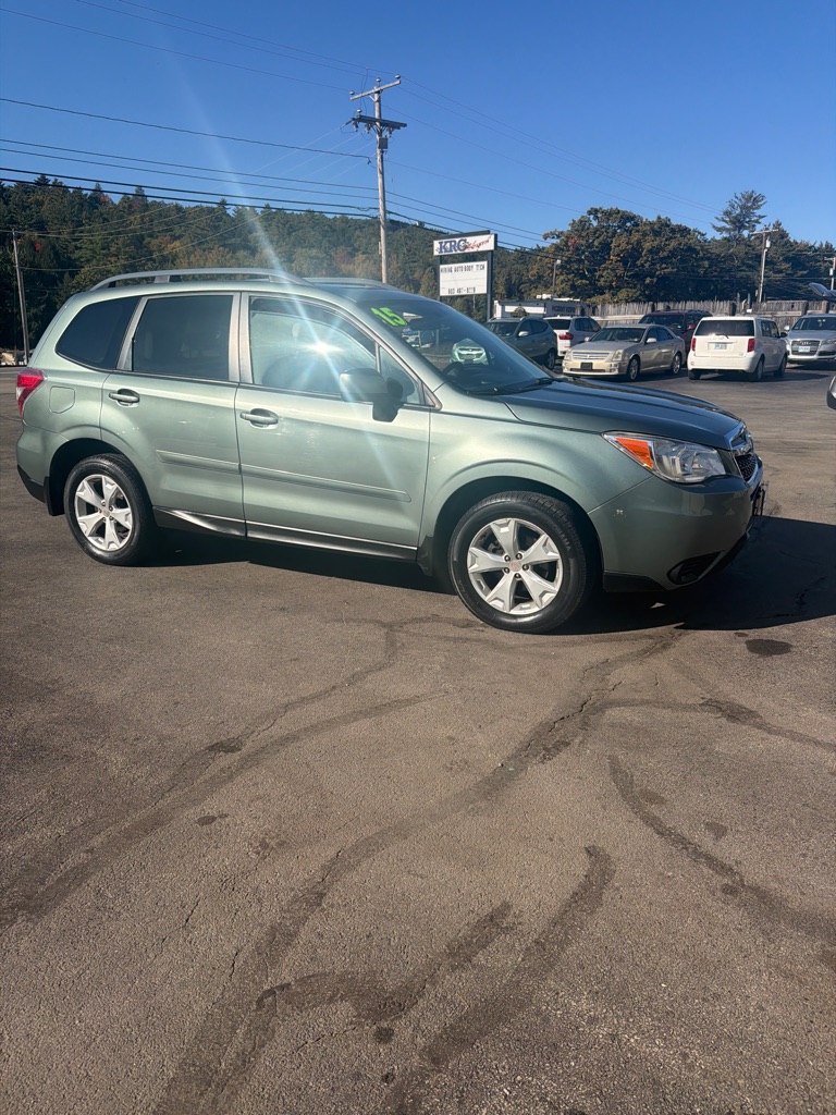 Photo 2 of this SUBARU FORESTER
