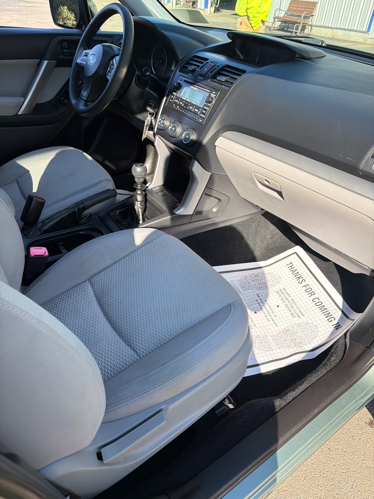 Photo 14 of this SUBARU FORESTER