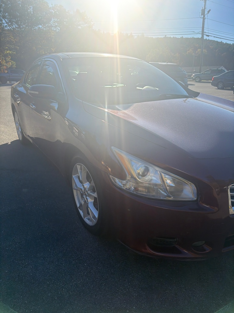 Photo 6 of this NISSAN MAXIMA
