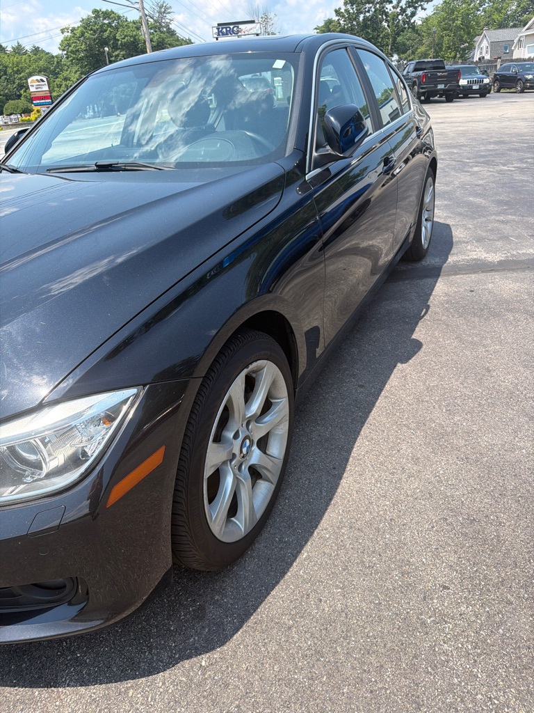 Photo 8 of this BMW 335