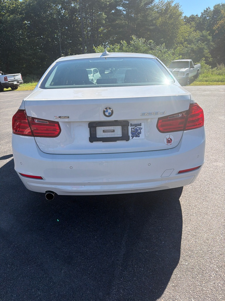 Photo 7 of this BMW 328
