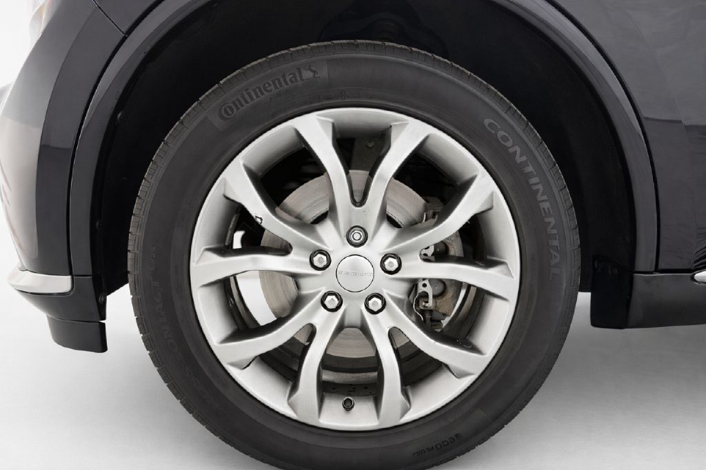 Photo 33 of this DODGE DURANGO