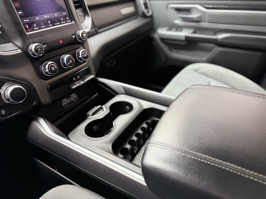 Photo 19 of this RAM 1500