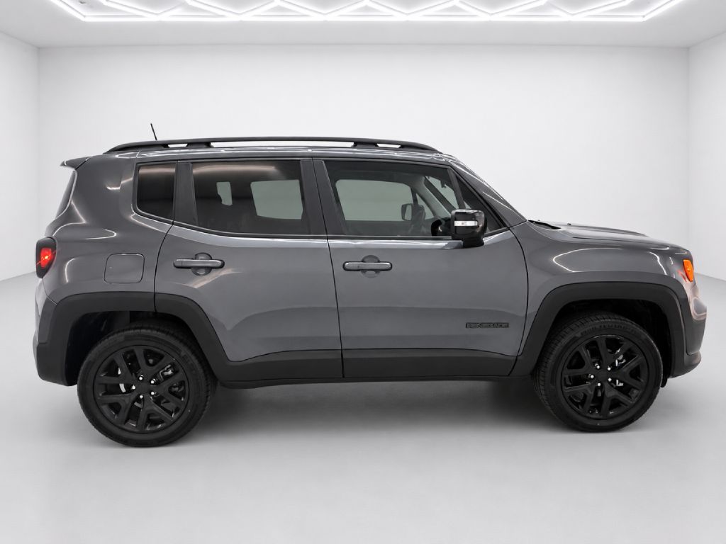 Photo 2 of this JEEP RENEGADE