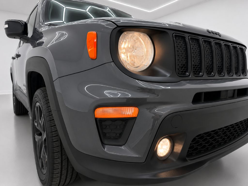 Photo 35 of this JEEP RENEGADE