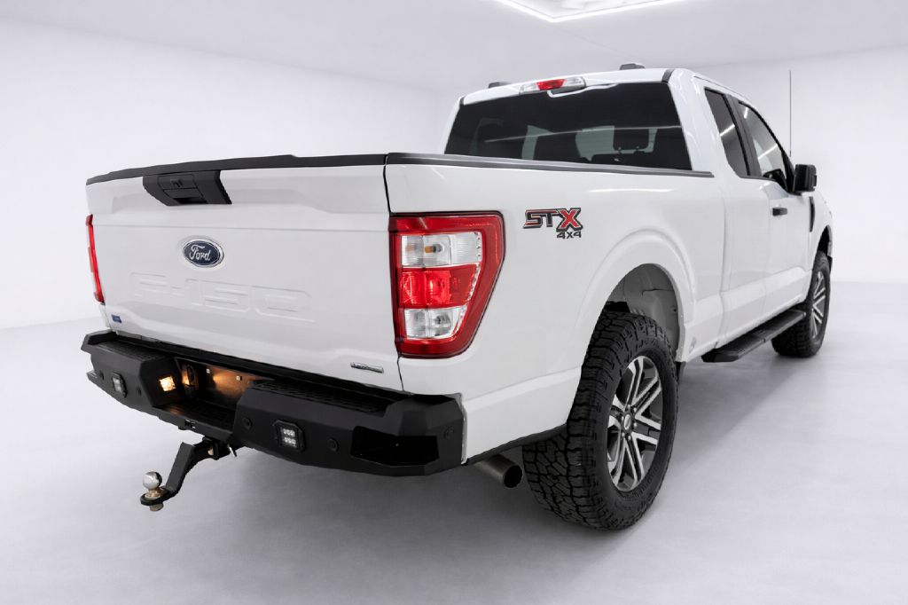 Photo 3 of this FORD F150