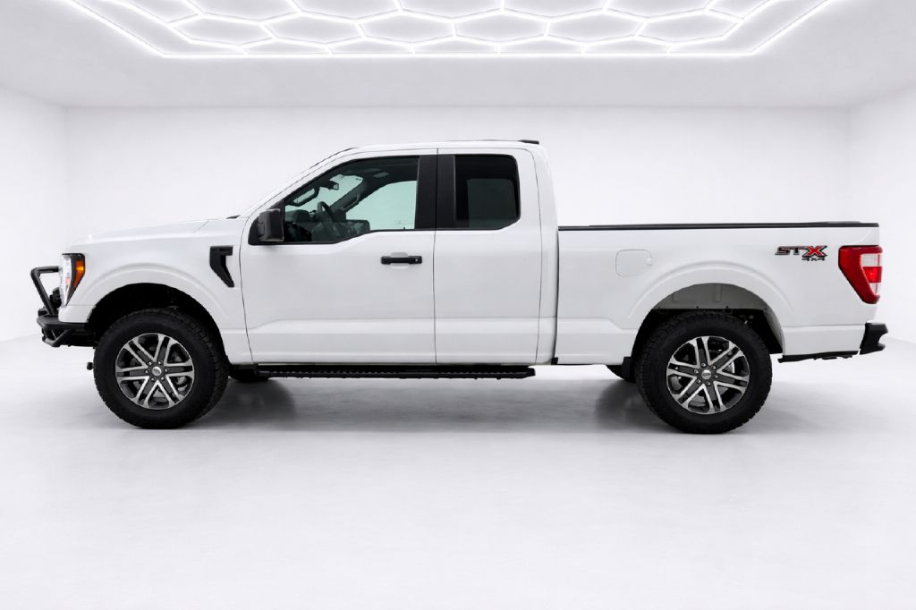 Photo 6 of this FORD F150