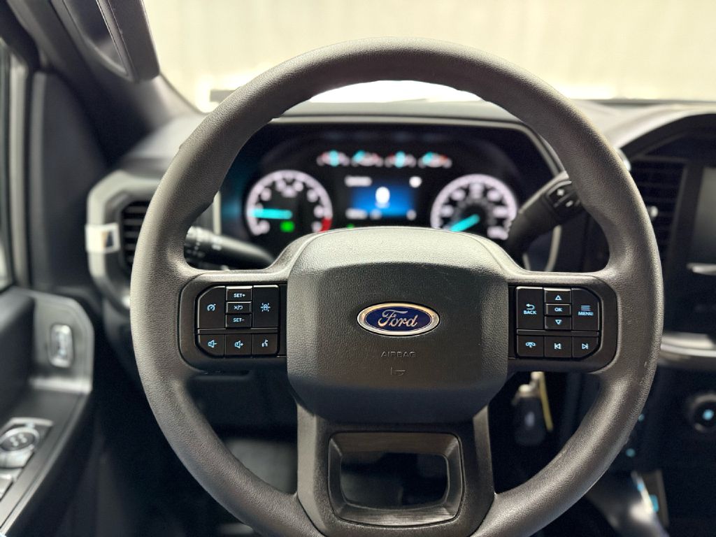 Photo 11 of this FORD F150