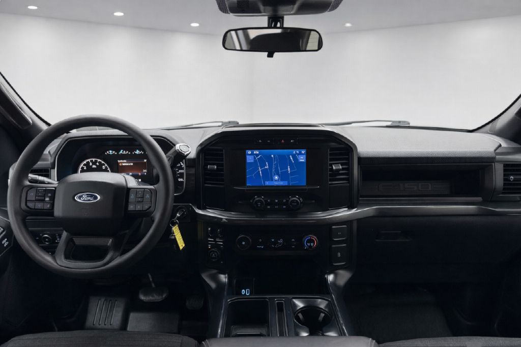 Photo 23 of this FORD F150