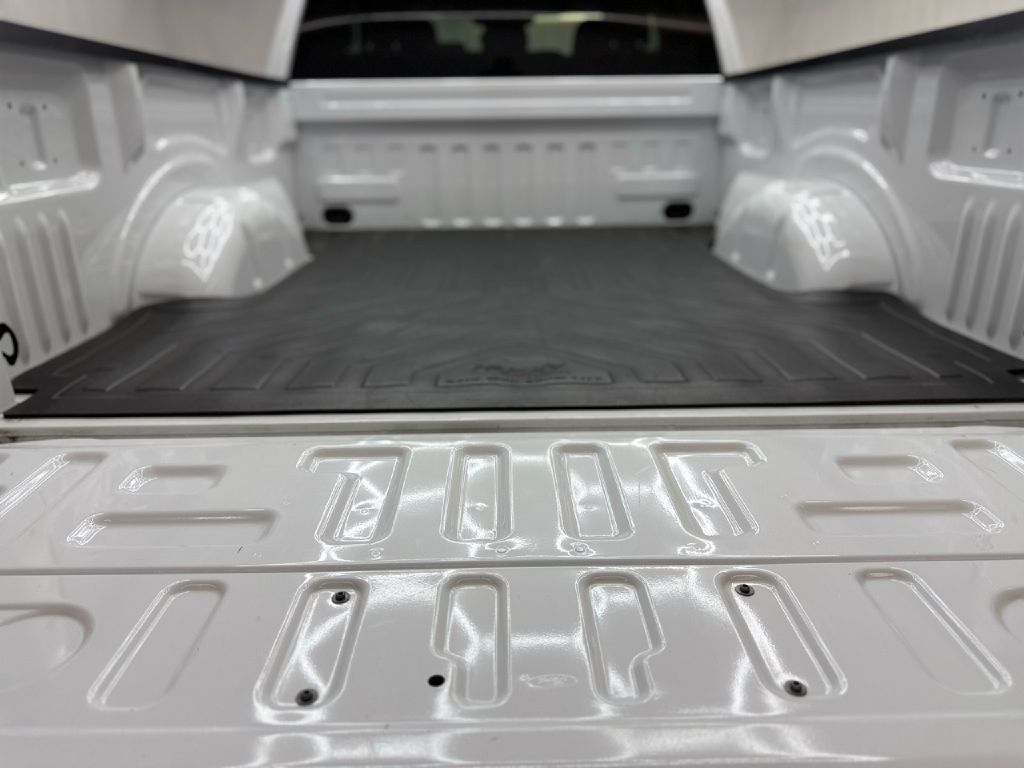 Photo 24 of this FORD F150