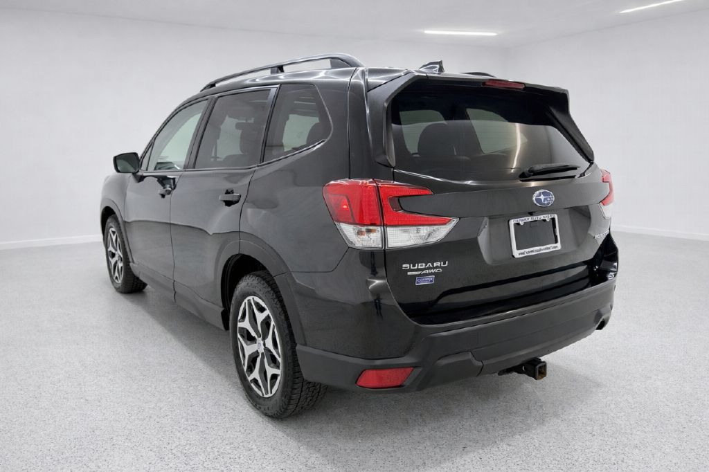 Photo 5 of this SUBARU FORESTER