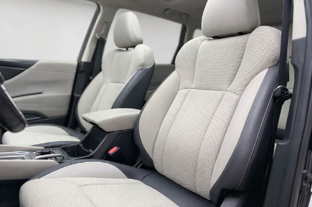Photo 9 of this SUBARU FORESTER