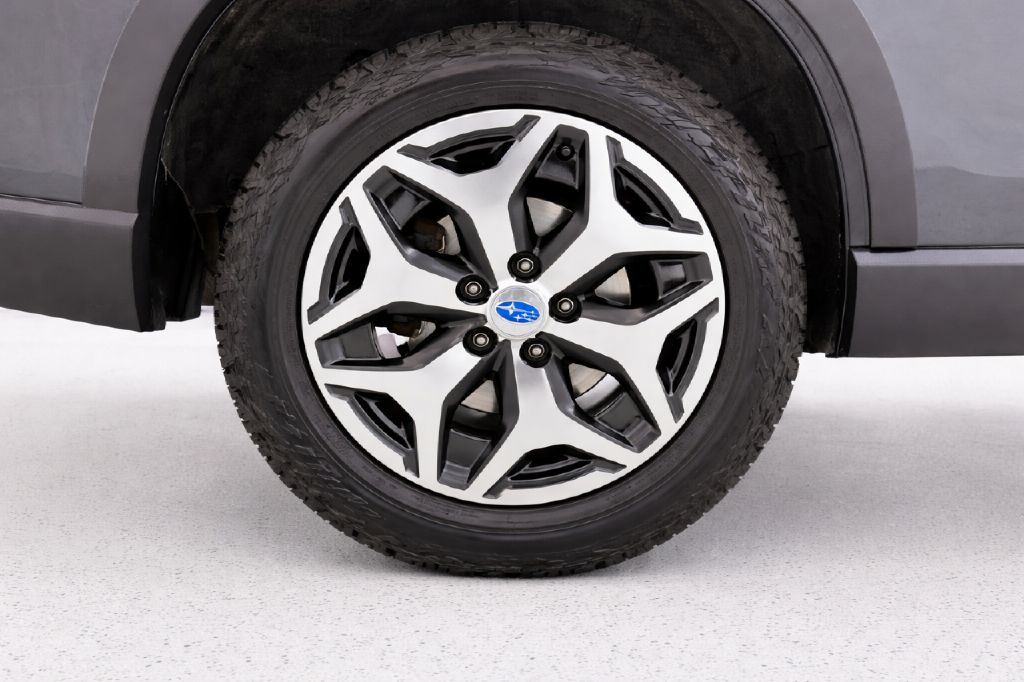 Photo 30 of this SUBARU FORESTER