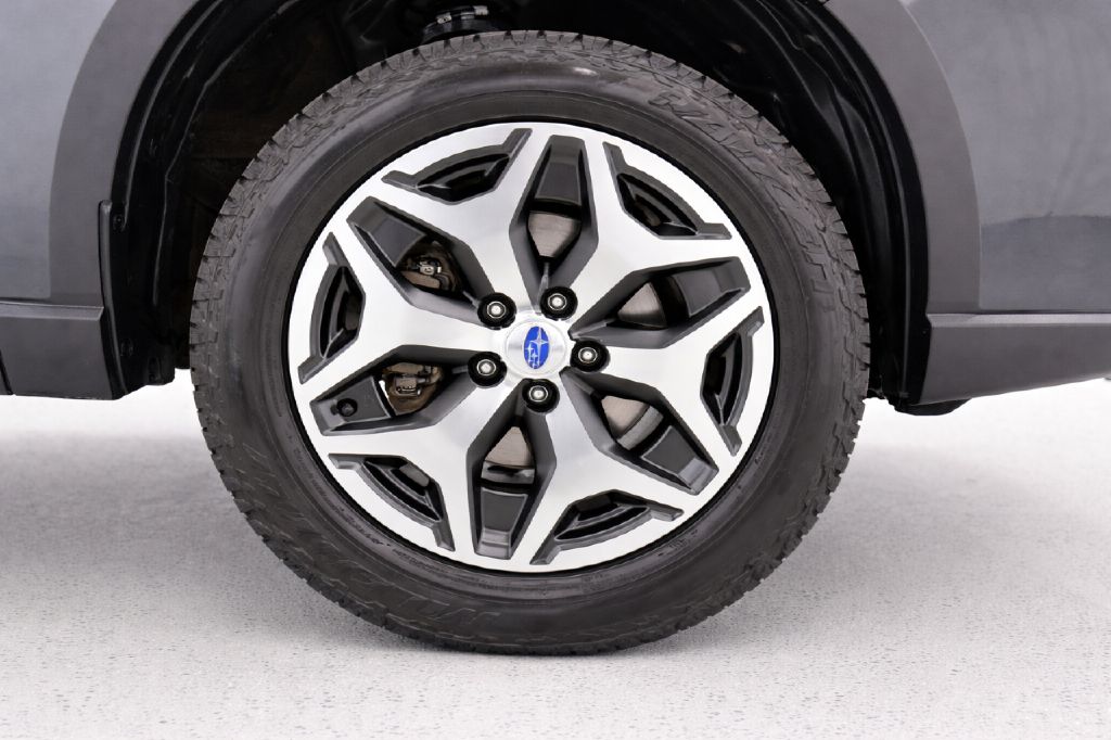 Photo 31 of this SUBARU FORESTER