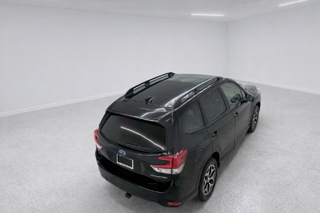Photo 33 of this SUBARU FORESTER