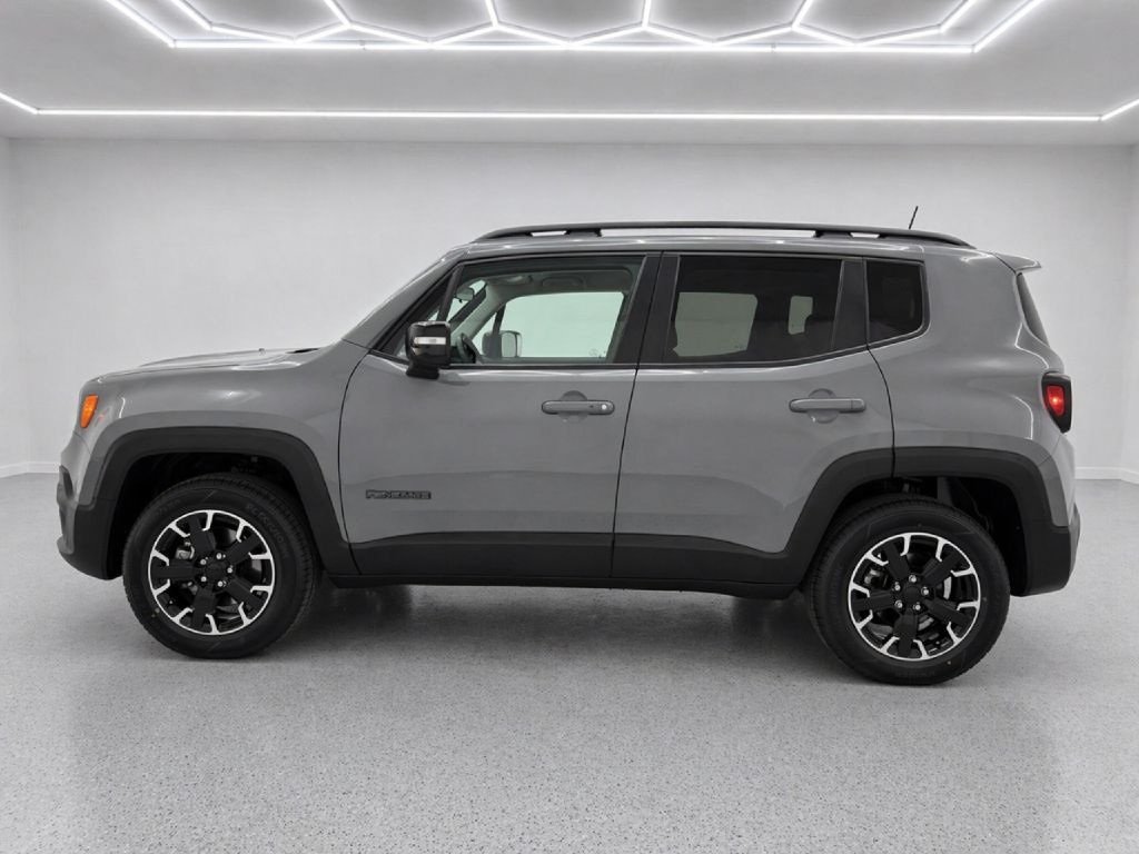 Photo 6 of this JEEP RENEGADE