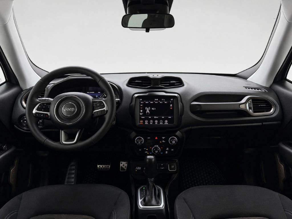 Photo 21 of this JEEP RENEGADE