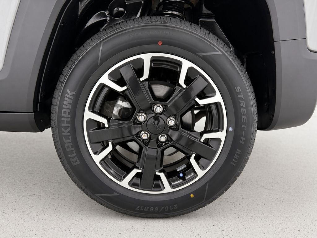 Photo 27 of this JEEP RENEGADE