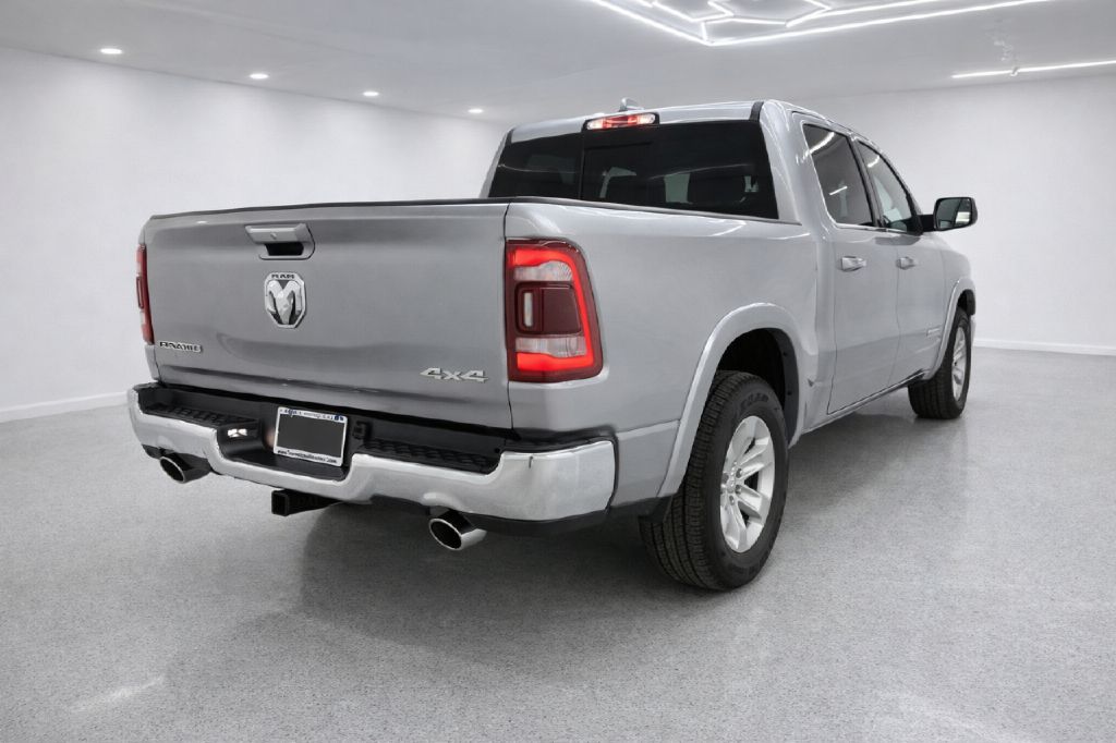 Photo 3 of this RAM 1500