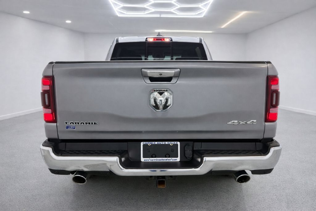 Photo 4 of this RAM 1500