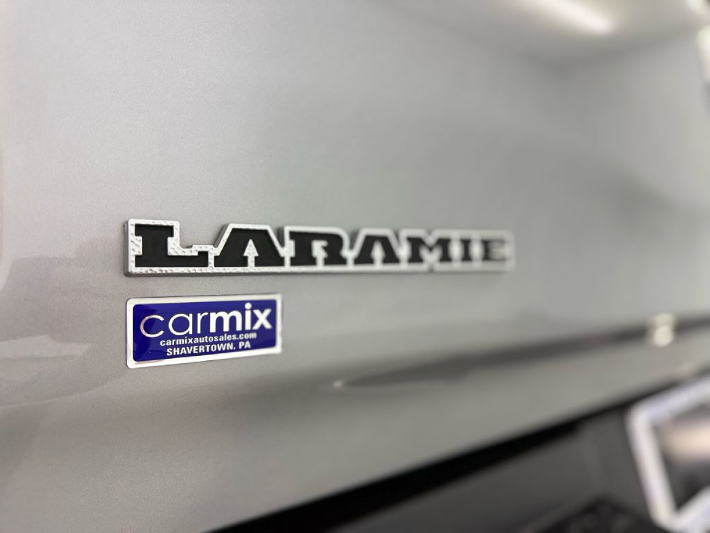 Photo 36 of this RAM 1500