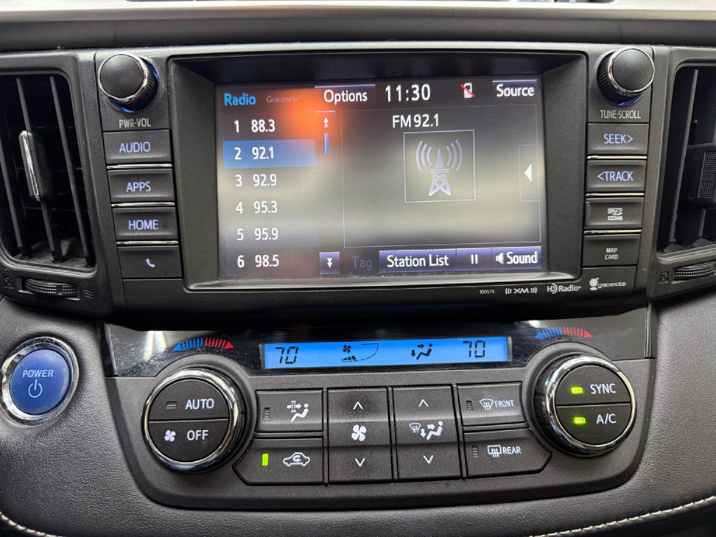 Photo 17 of this TOYOTA RAV4 HV