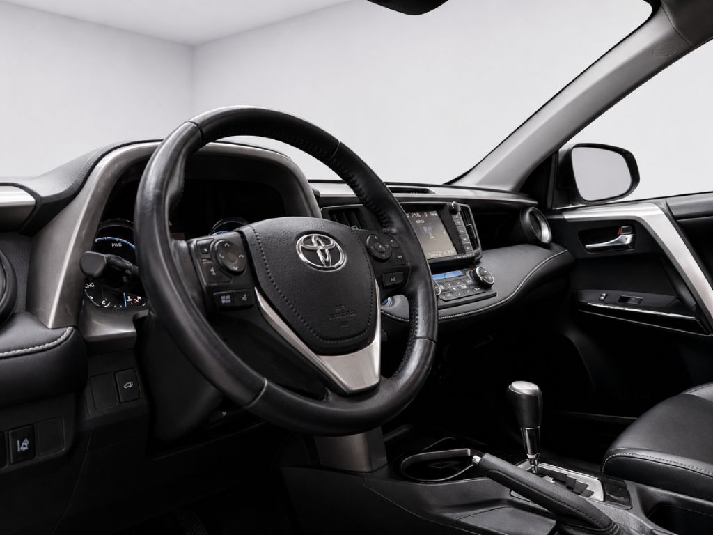 Photo 40 of this TOYOTA RAV4 HV