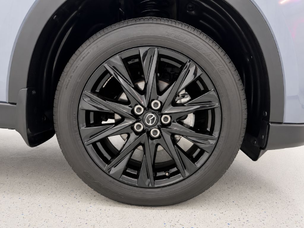 Photo 31 of this MAZDA CX-5