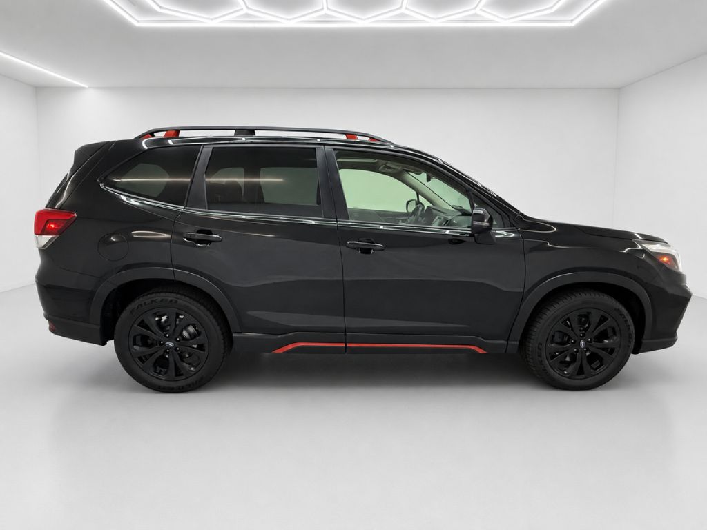 Photo 2 of this SUBARU FORESTER