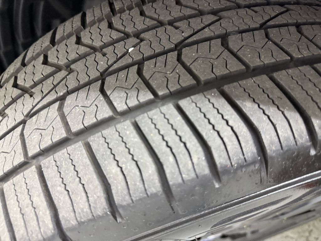 Photo 31 of this SUBARU FORESTER