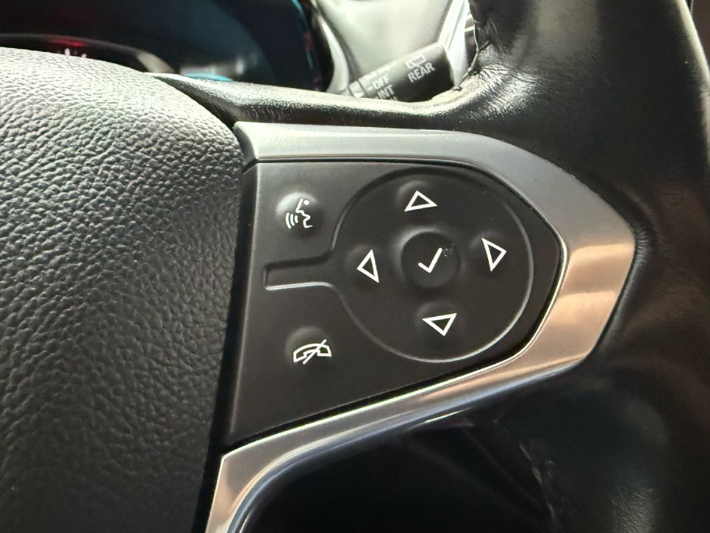 Photo 14 of this CHEVROLET TRAVERSE